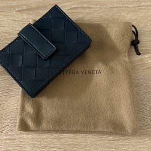 ❌SOLD❌Like New Bottega Card Holder